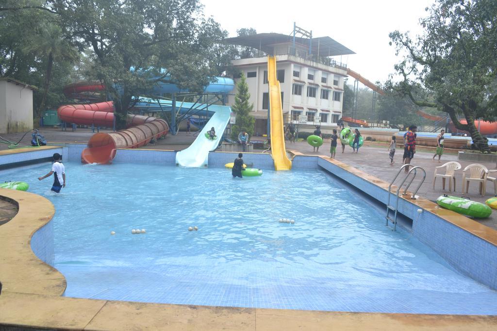 United 21 Retreat, Lonavala 호텔 외부 사진