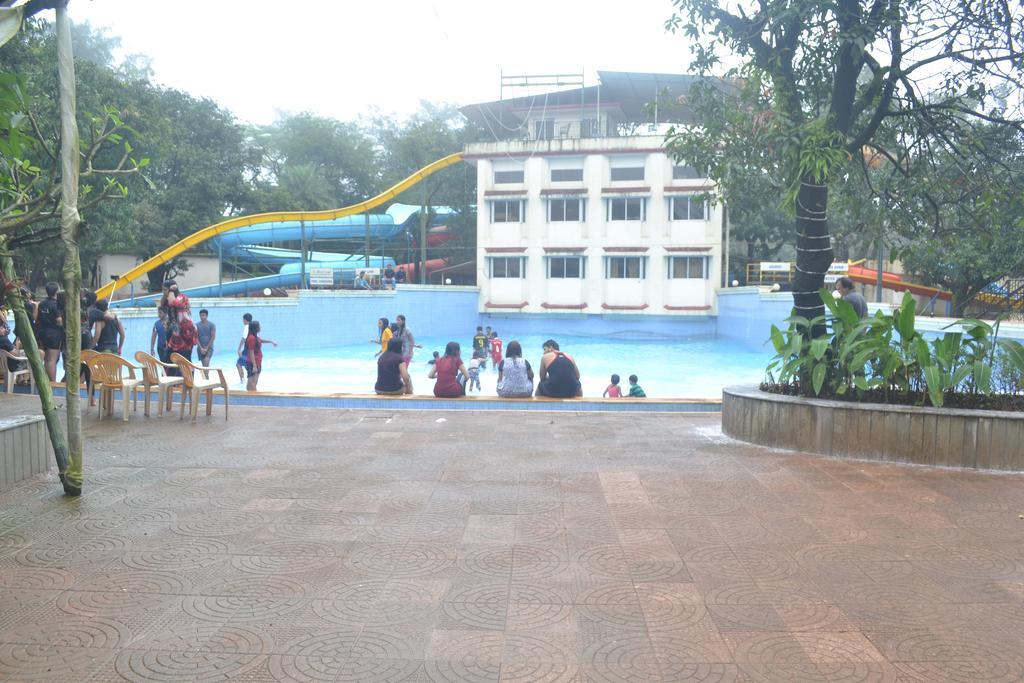 United 21 Retreat, Lonavala 호텔 외부 사진